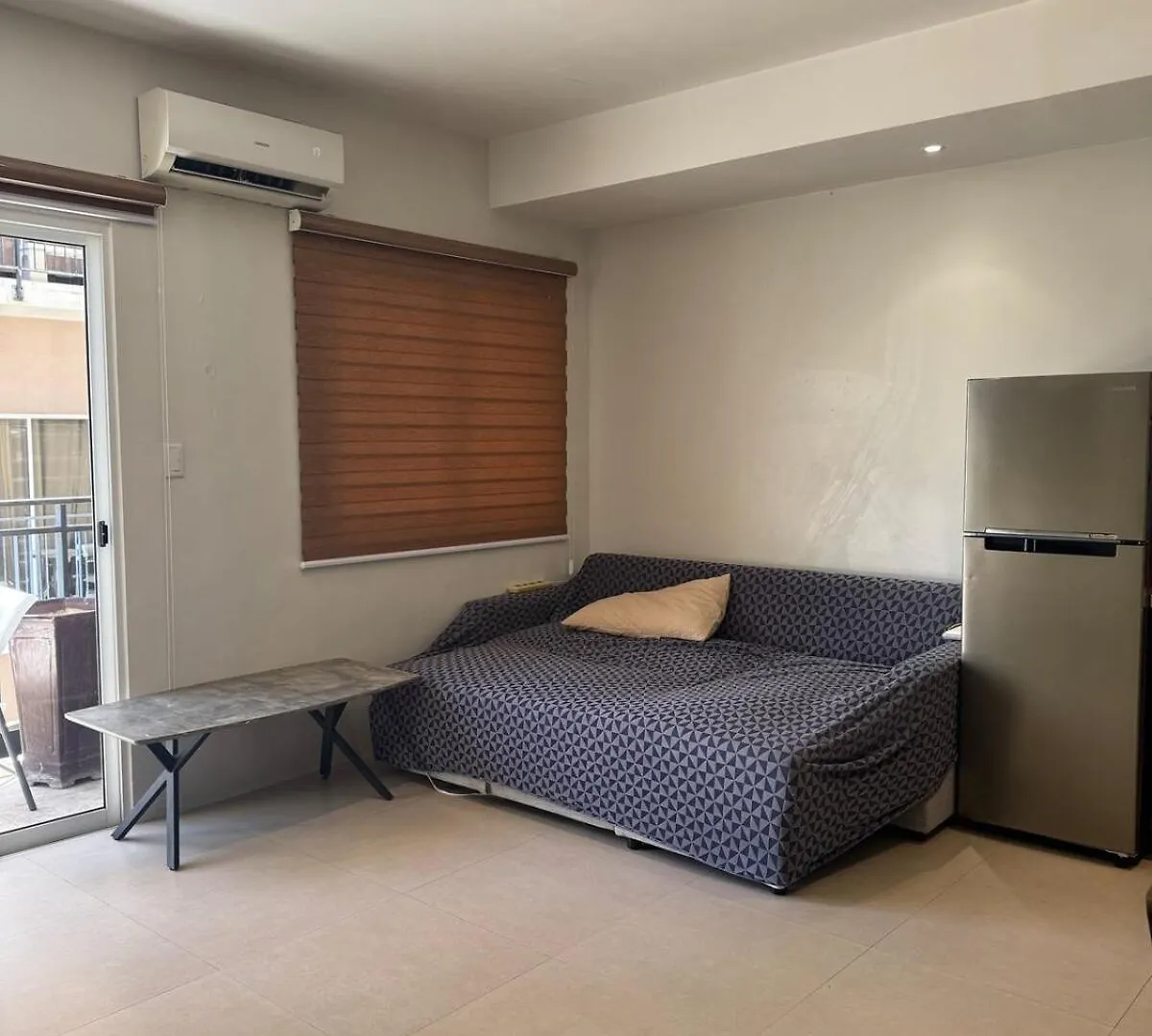 아파트 Spacious Fully-Furnished 2 Bedroom & 2 Bath In Davao City Near Sm Ecoland & Dgt