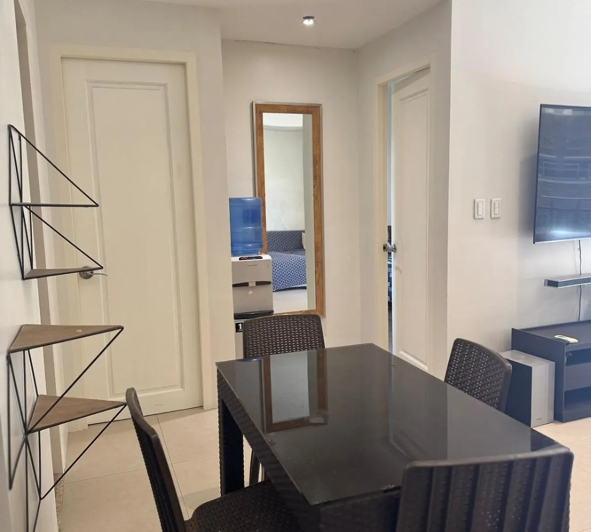 아파트 Spacious Fully-Furnished 2 Bedroom & 2 Bath In Davao City Near Sm Ecoland & Dgt 필리핀